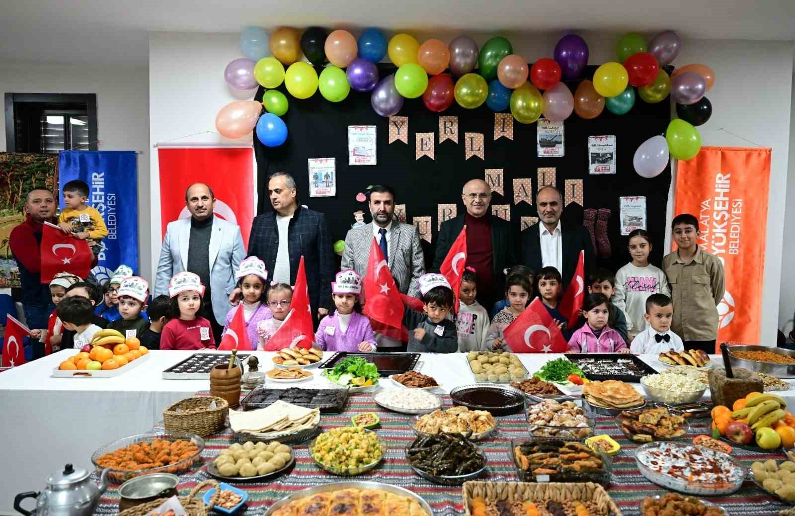 Başkan Er: &rdquo;Her alanda yerli &uuml;r&uuml;n kullanmamız gerekiyor&rdquo;
