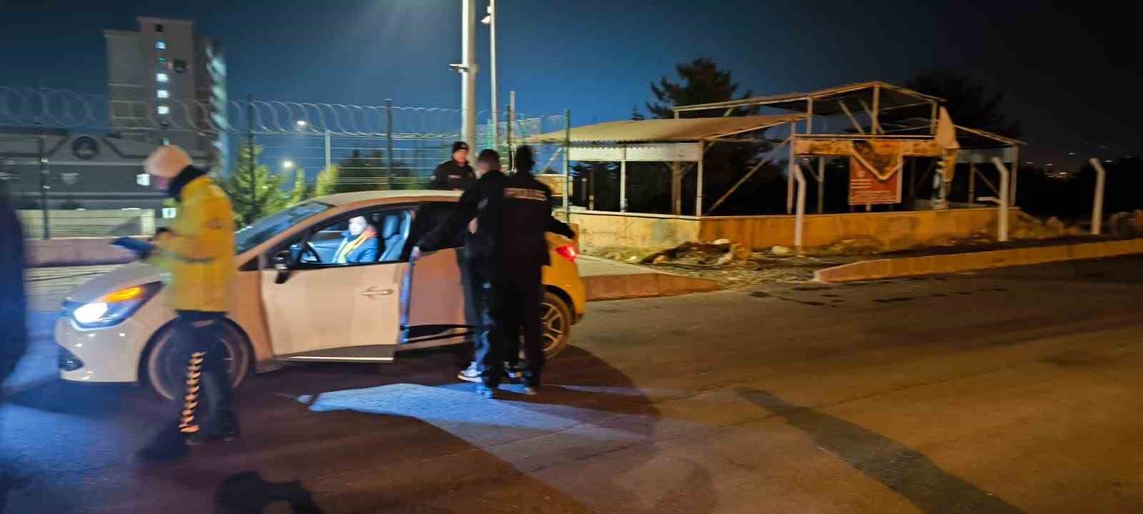 Malatya&rsquo;da asayiş uygulaması
