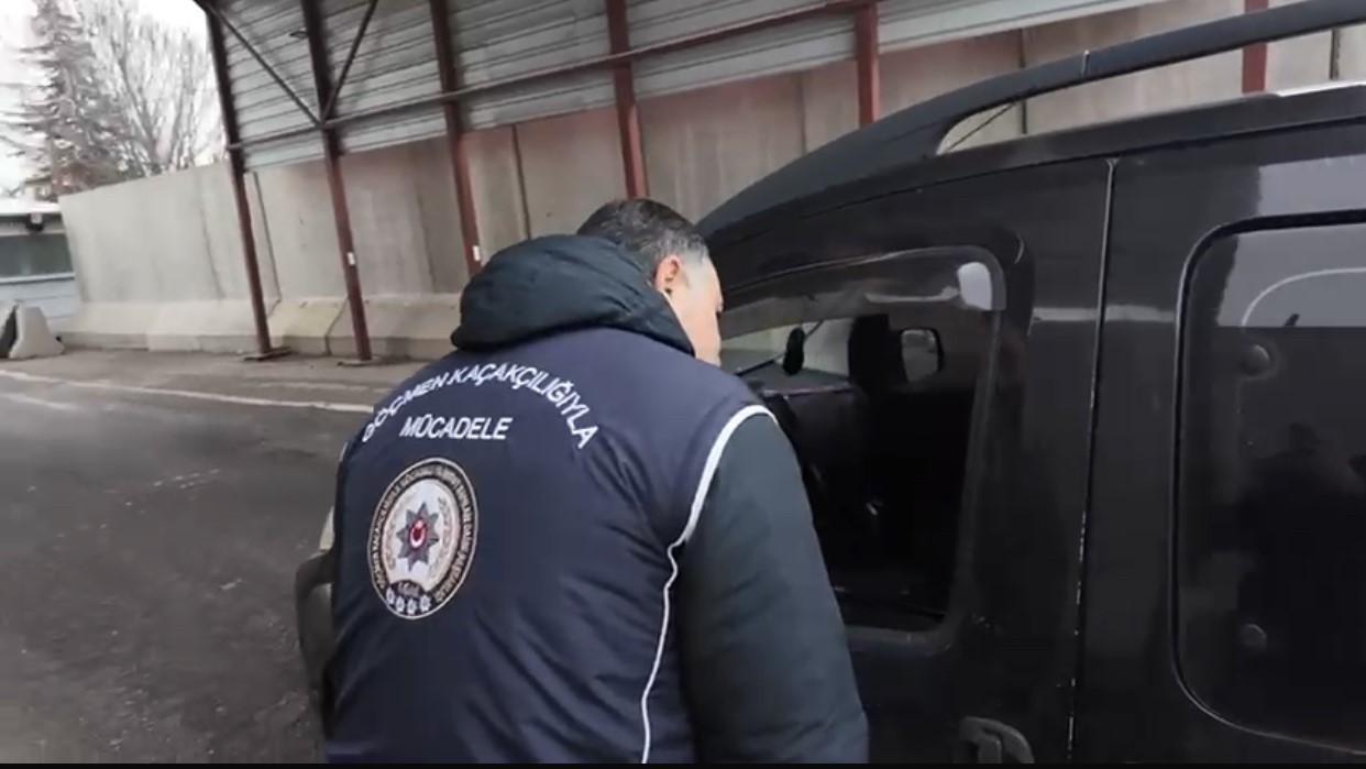 Bingöl’de düzensiz göçle mücadele sürüyor