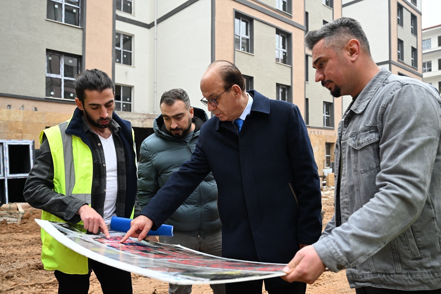 Yeşilyurt&rsquo;a sağlam ve g&uuml;venli yaşam alanları kuruluyor
