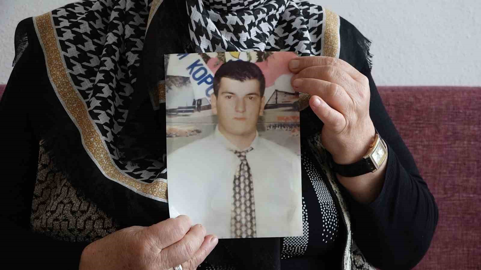 Rizeli annenin 24 yıllık evlat hasreti