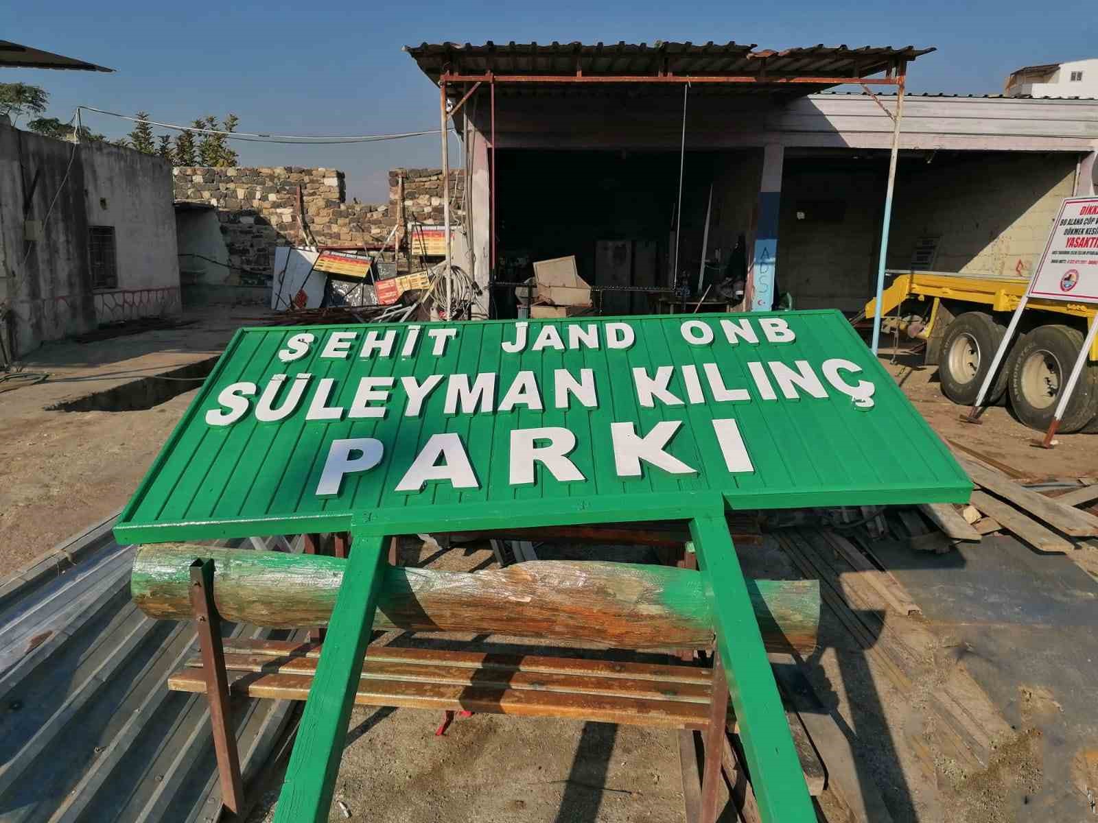 Yumurtalık’ta cadde ve sokaklar temizleniyor, tabelalar onarılıyor