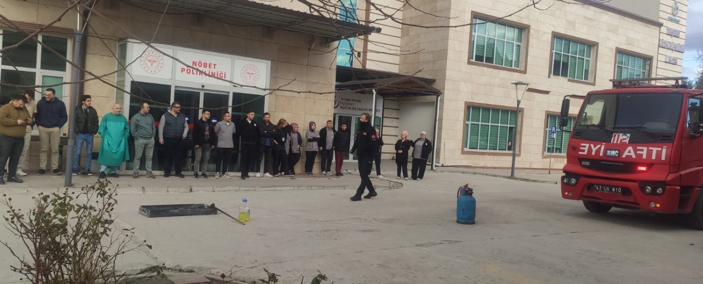 Tavşanlı Ağız ve Diş Sağlığı Merkezi&rsquo;nde 2024 acil durum tatbikatı ger&ccedil;ekleştirildi
