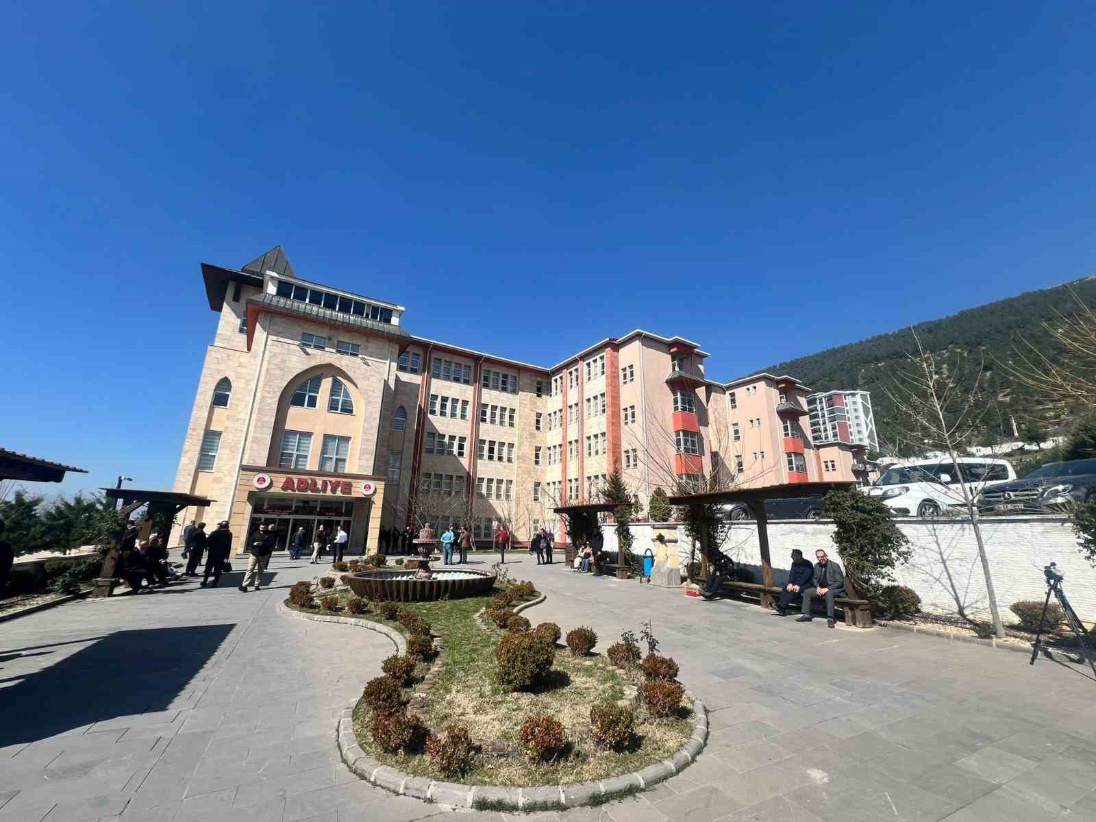 Kahramanmaraş’ta Ezgi Apartmanı davası ertelendi