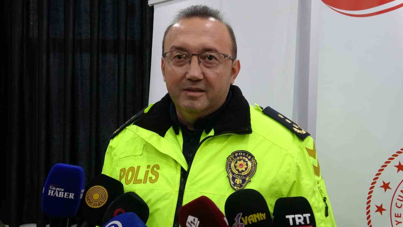 Van&rsquo;da "Fermuar Sistemi ile Yaşama Yol Ver" projesi tanıtıldı
