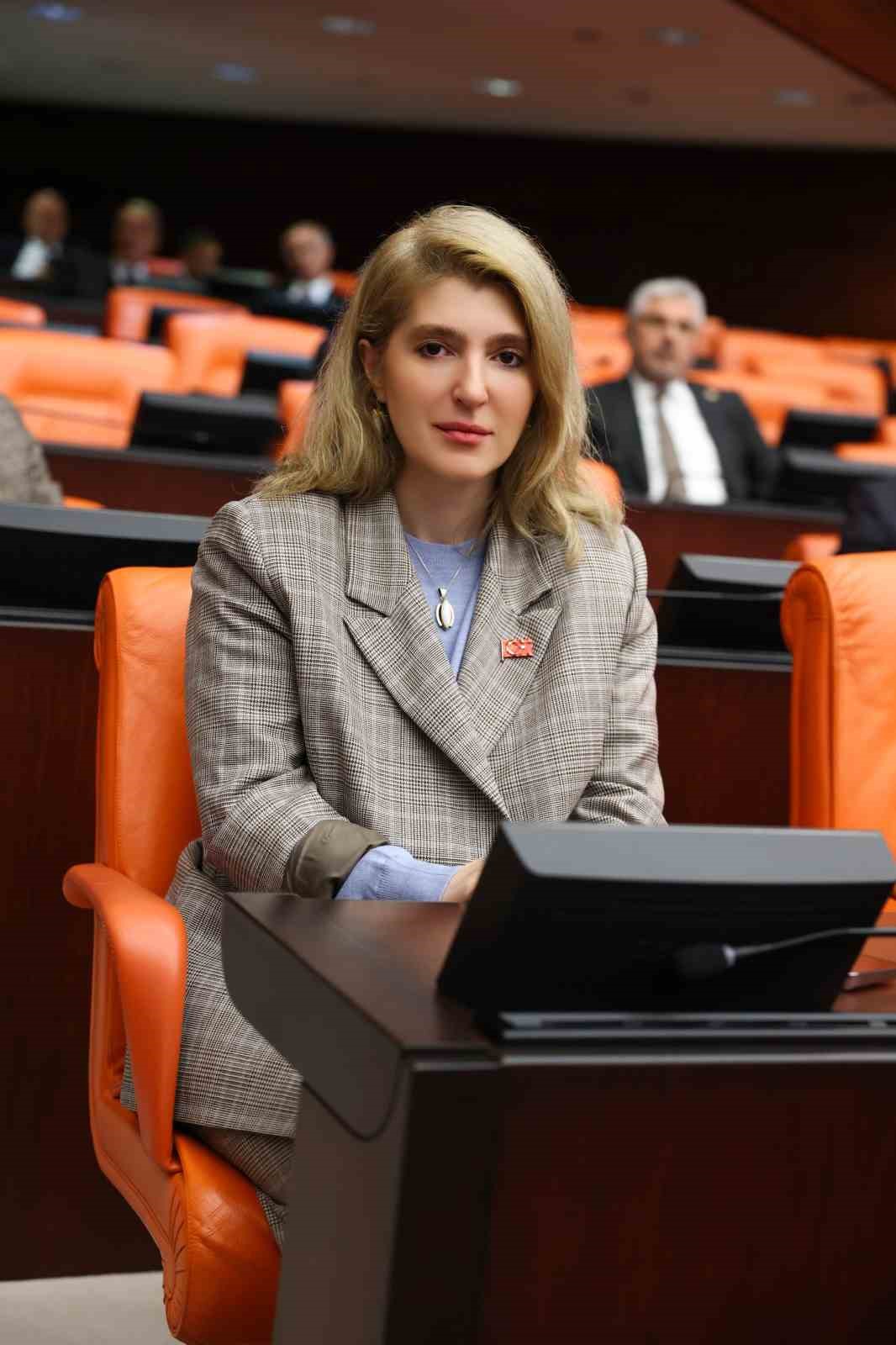 AK Parti Milletvekili &Ouml;lmeztoprak: "Malatya B&ouml;lge Adliye Mahkemesi Binası ihalesi 31 Aralık&rsquo;ta ger&ccedil;ekleşecek"
