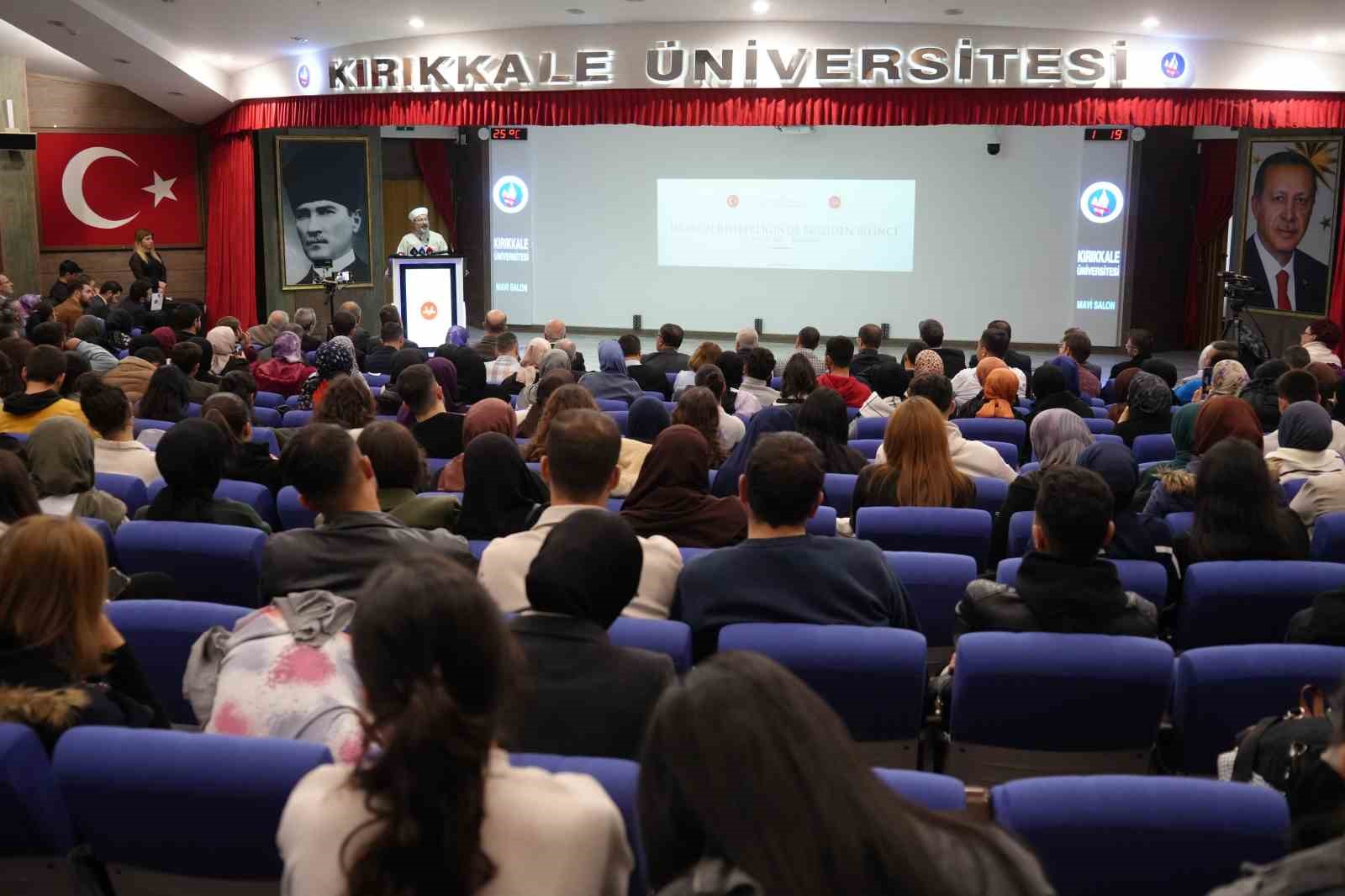 Diyanet İşleri Başkanı Erbaş duyurdu, Diyanet&rsquo;ten dijital d&ouml;n&uuml;ş&uuml;m hamlesi: "Uygulama aşamasına ge&ccedil;eceğiz"
