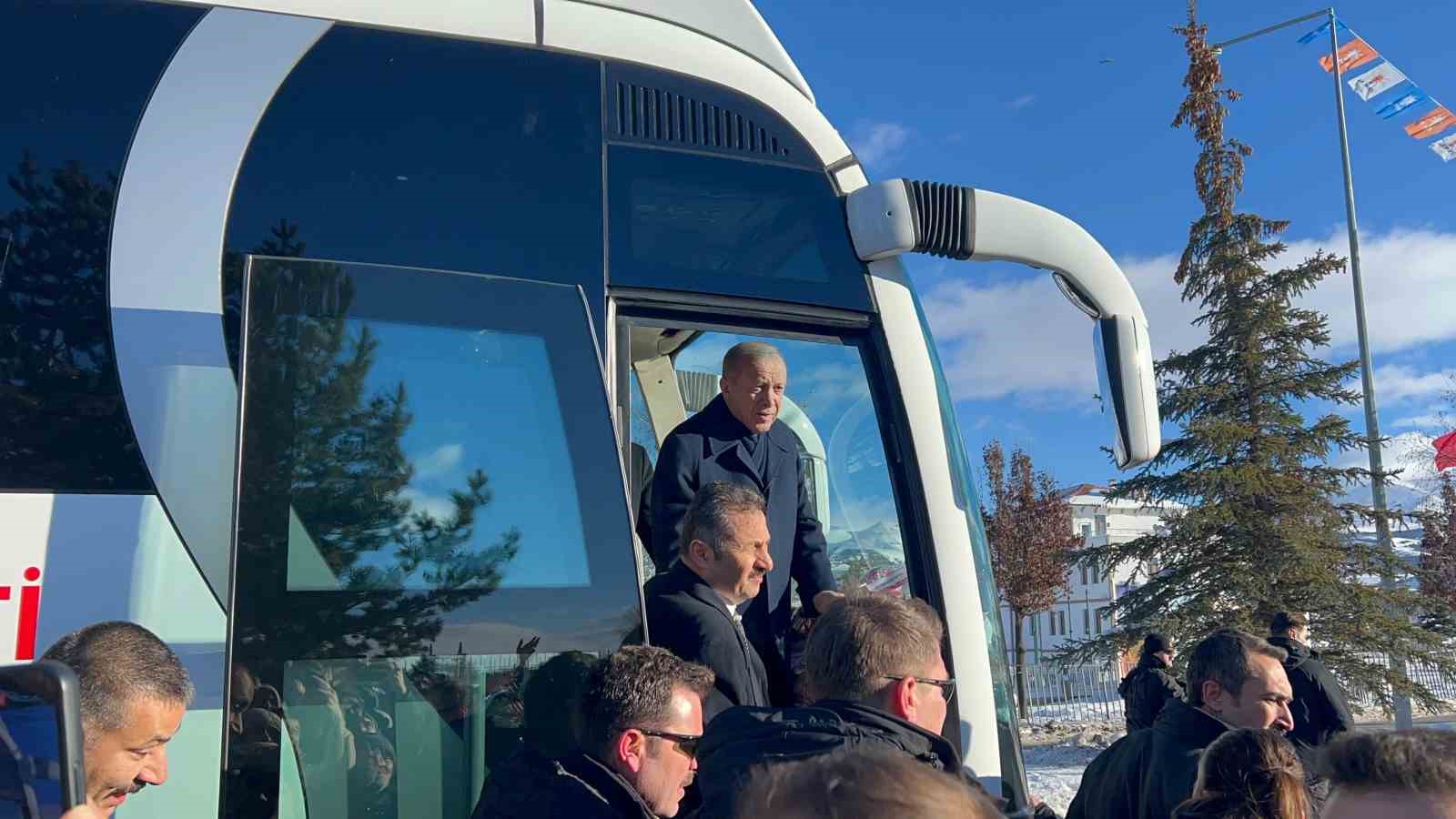 Cumhurbaşkanı Erdoğan Erzurum’da
