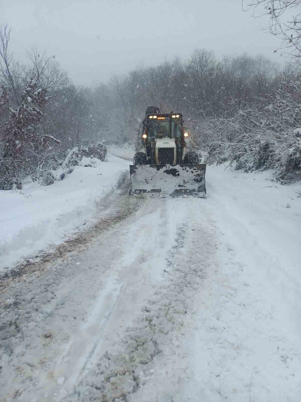 Giresun’da 215 köy yolu kar nedeniyle ulaşıma kapandı
