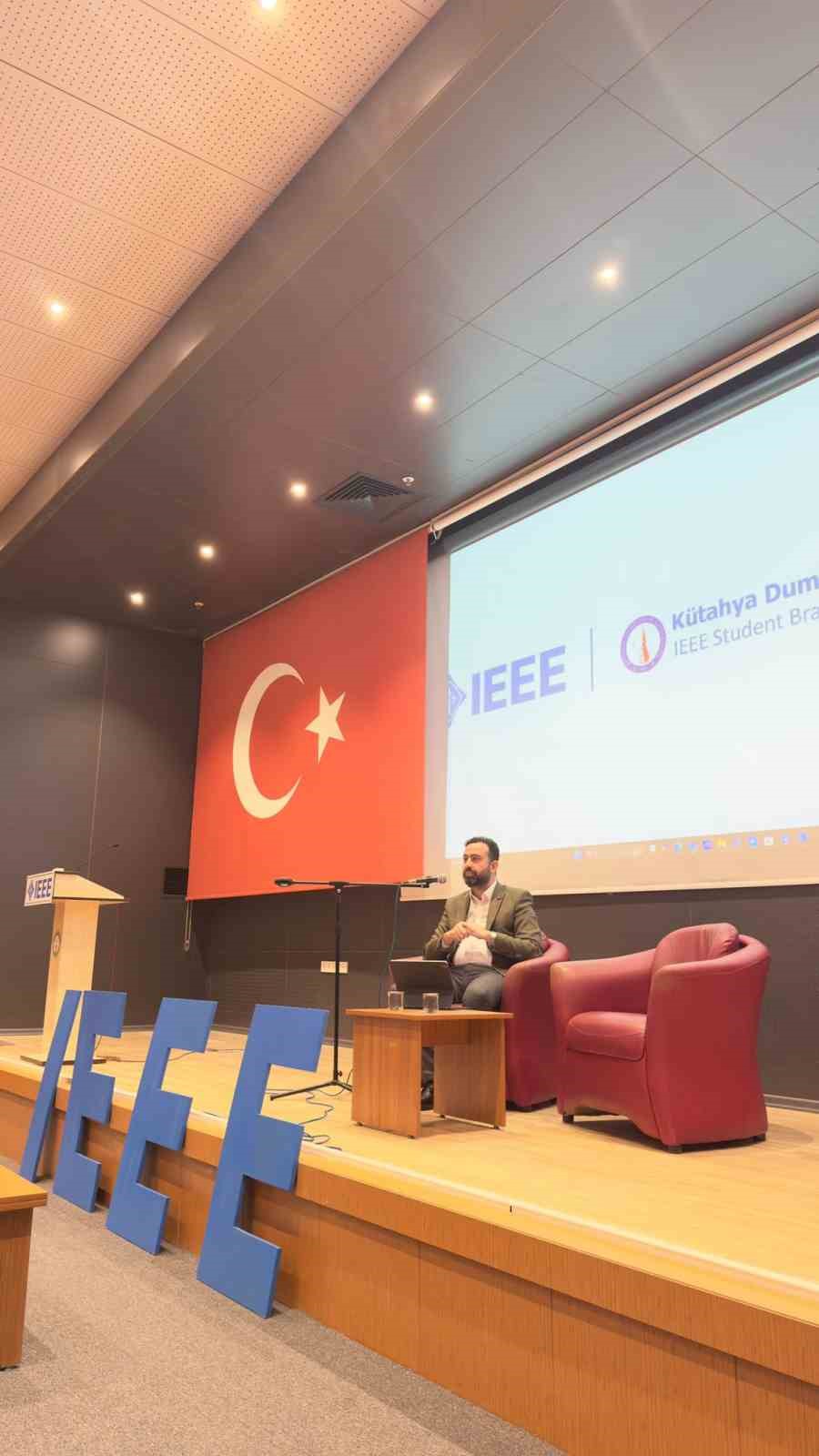 Kütahya’da ’IEEE Dumlupınar 13. Bilişim Semineri’ öğrencilerden yoğun ilgi gördü
