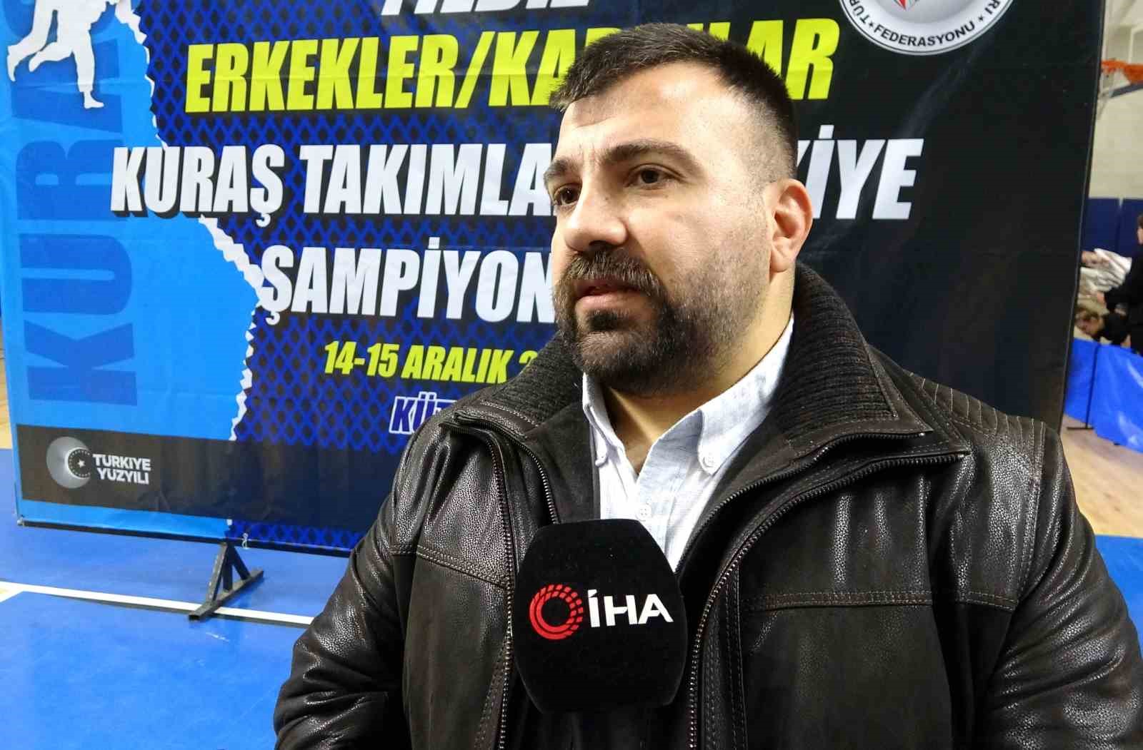 K&uuml;tahya&rsquo;da Yıldızlar Kuraş T&uuml;rkiye Şampiyonası heyecanı
