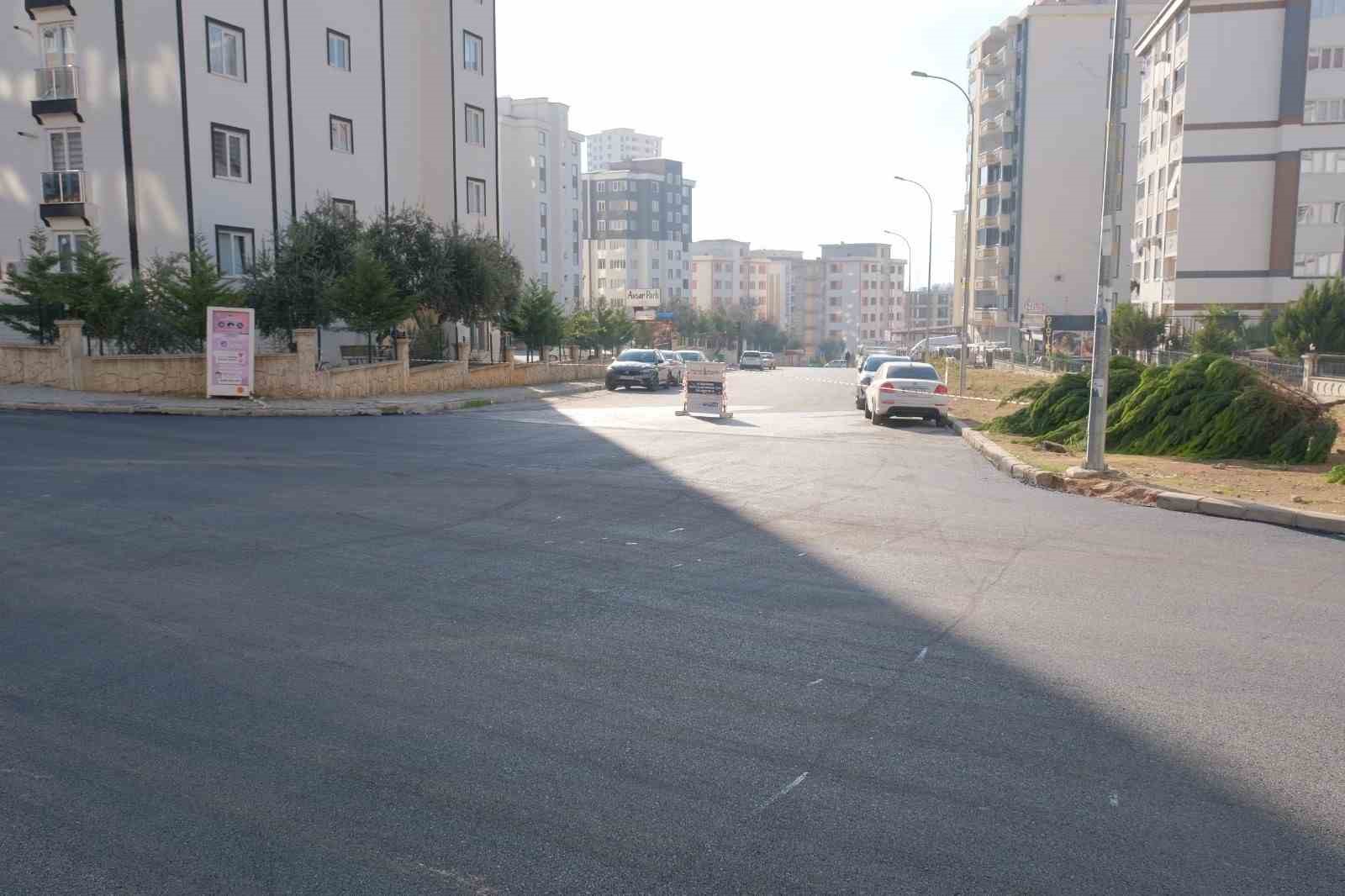 Onikişubat Belediyesi&rsquo;nden asfalt seferberliği
