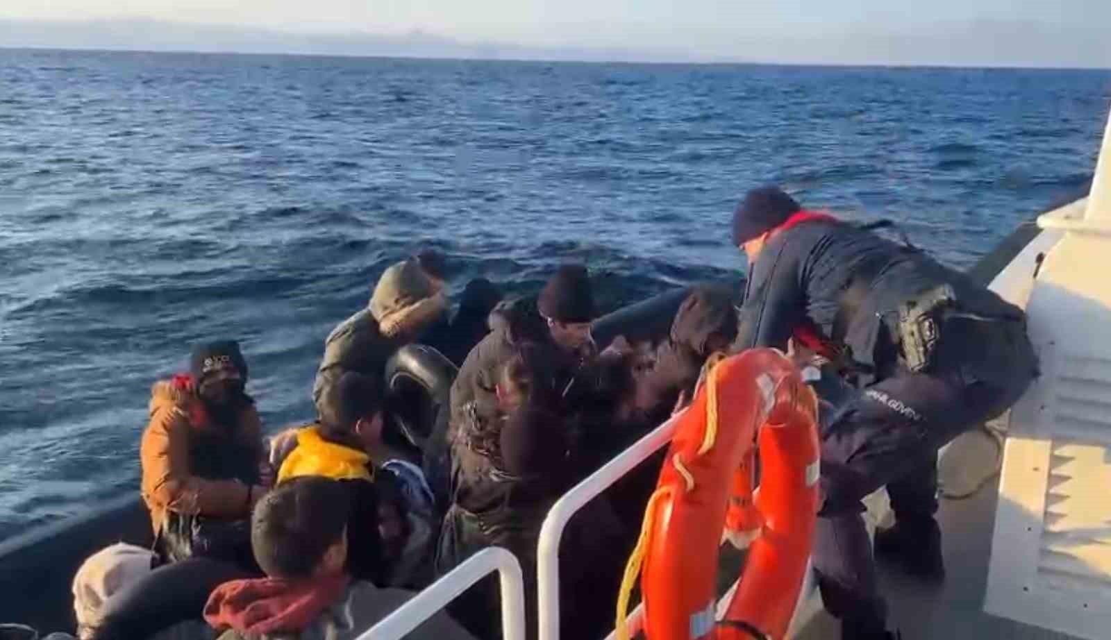 &Ccedil;anakkale&rsquo;de 89 ka&ccedil;ak g&ouml;&ccedil;men yakalandı
