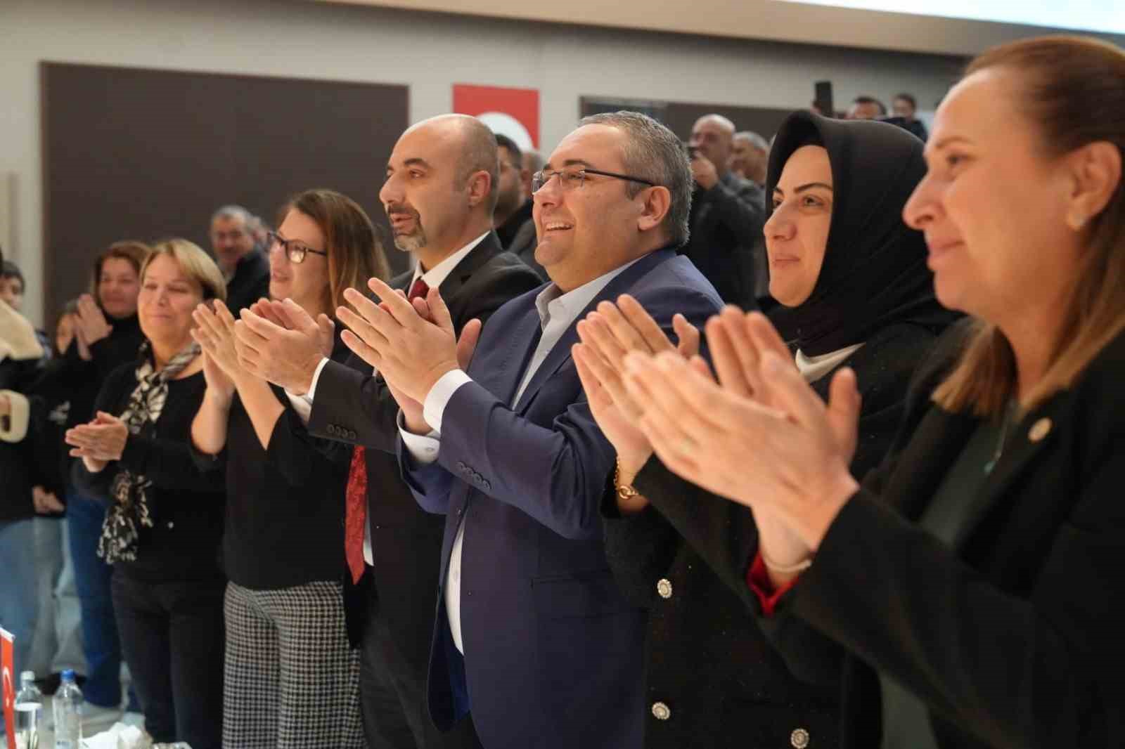 Keçiören’de Halk Ozanı Kızıltuğ anısına özel tiyatro gösterimi
