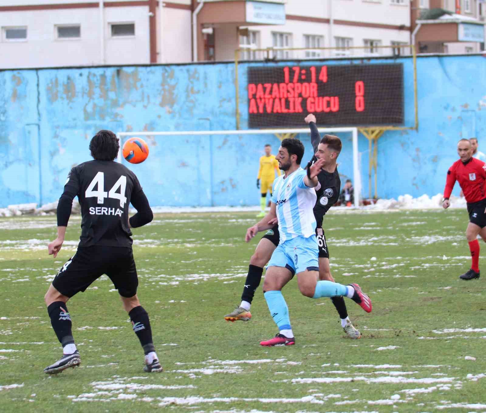 TFF 3. Lig: Pazarspor: 0 - Ayvalıkgücü Belediyespor: 0
