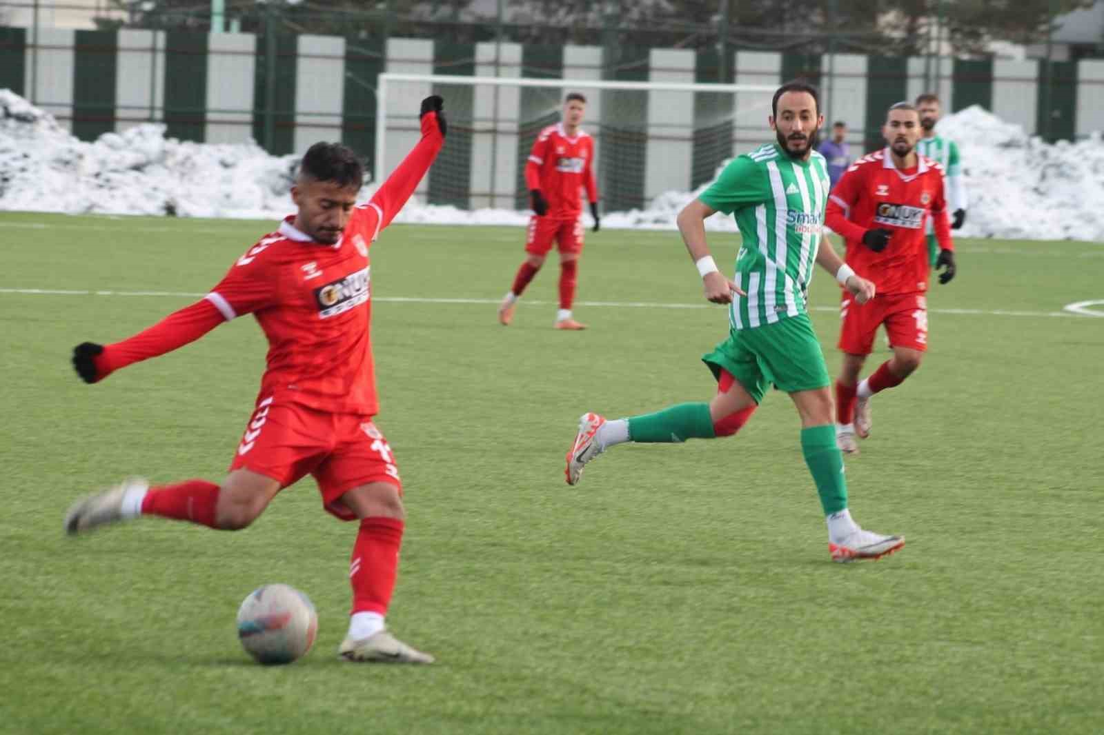 TFF 3. Lig: Kelkit Hürriyetspor: 0 - Çayelispor: 1
