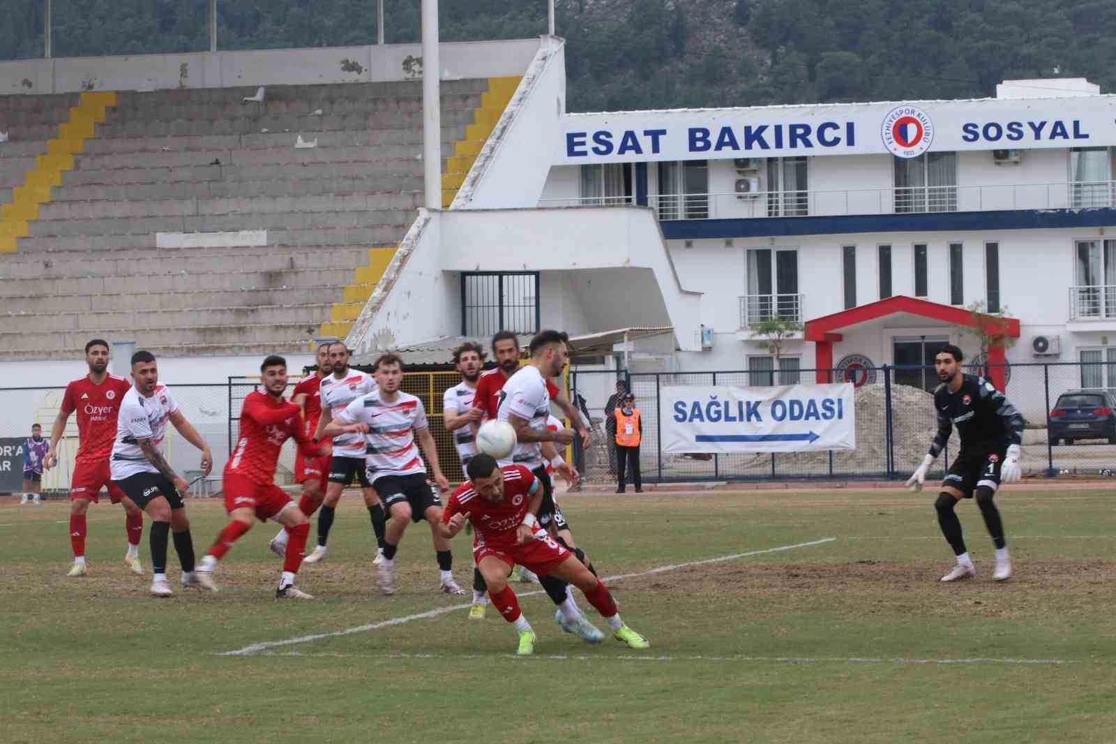 TFF 2. Lig: Fethiyespor: 3 - 24 Erzincanspor: 1
