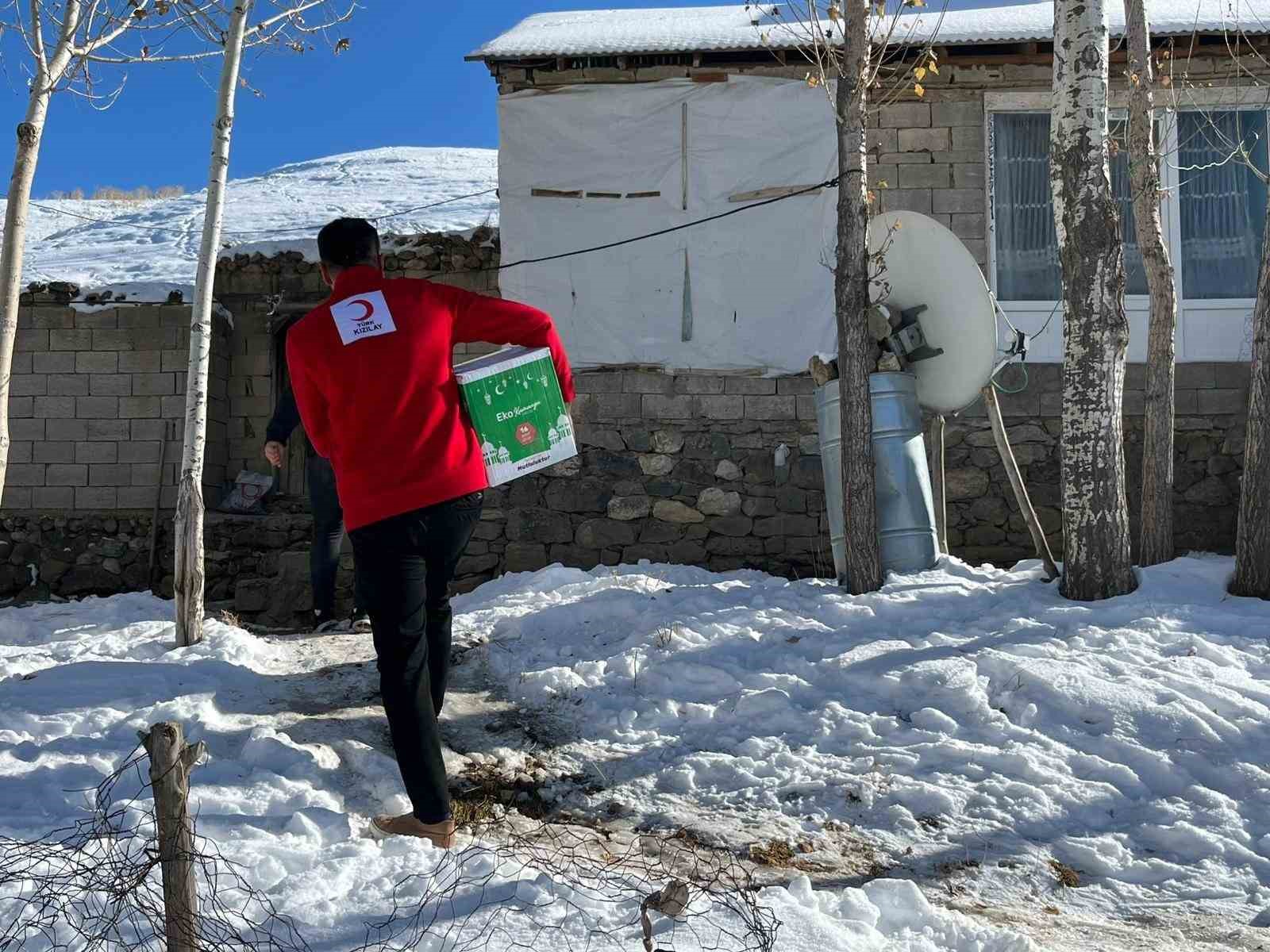 Kızılay&rsquo;dan ihtiya&ccedil; sahibi ailelere destek
