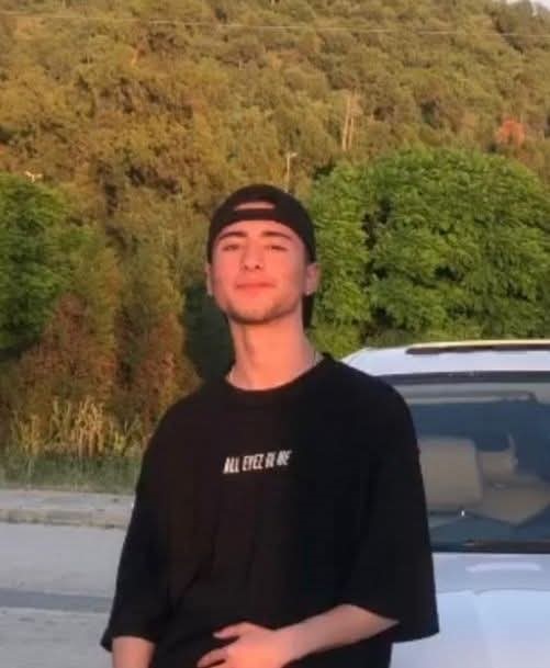 Tavşanlı&rsquo;da motosiklet s&uuml;r&uuml;c&uuml;s&uuml; gen&ccedil; kazada hayatını kaybetti
