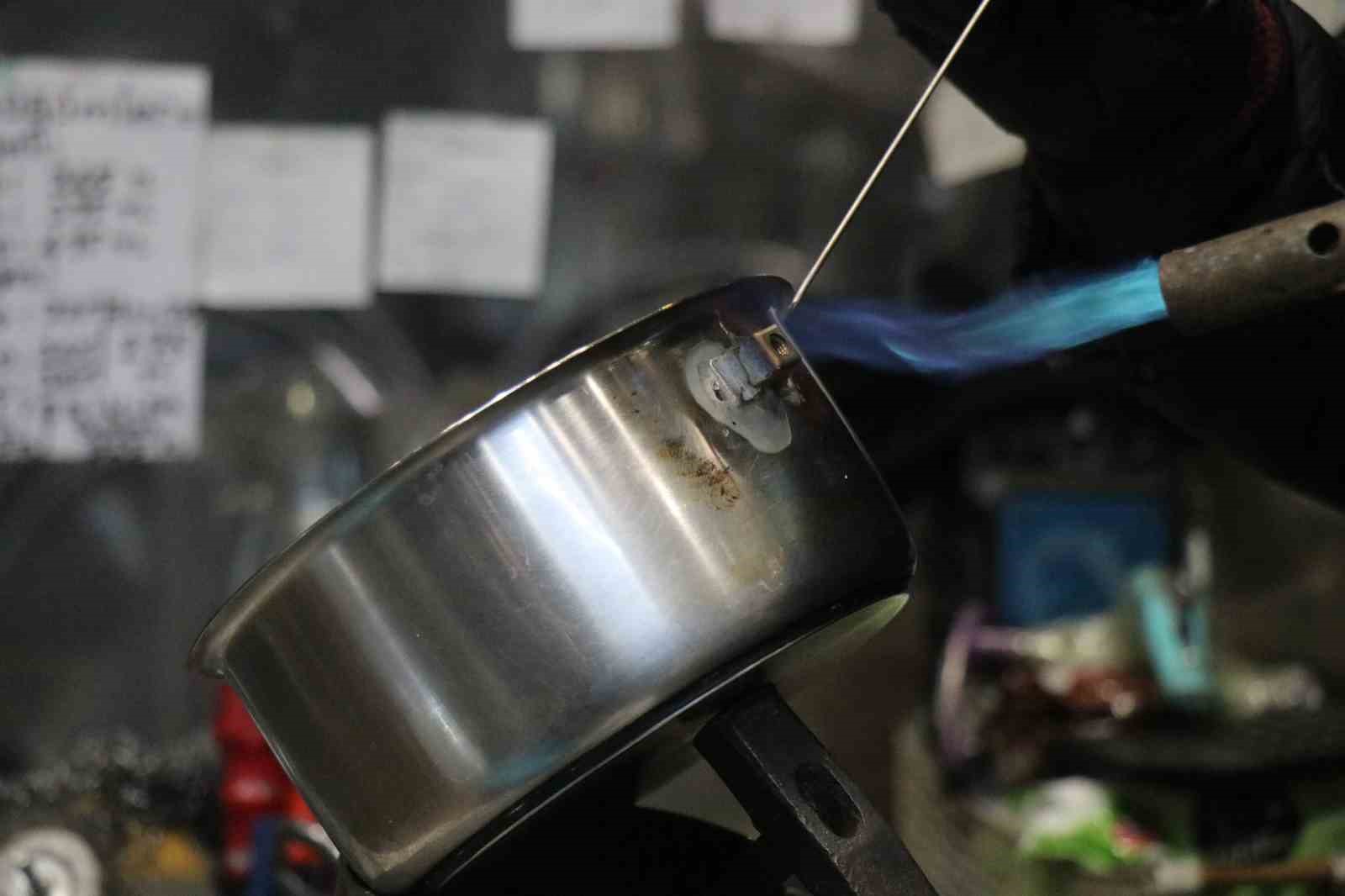 Asırlardır yemeğe tat veren bakır, artık hediyelik eşya olarak alınıyor
