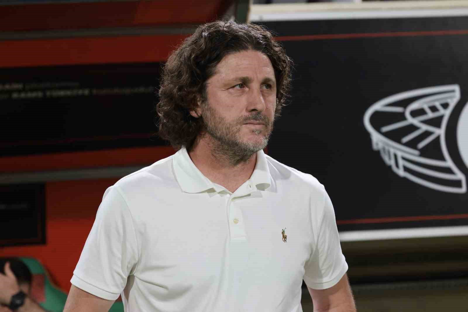 Sivasspor&rsquo;da teknik direkt&ouml;rl&uuml;k i&ccedil;in 2 aday
