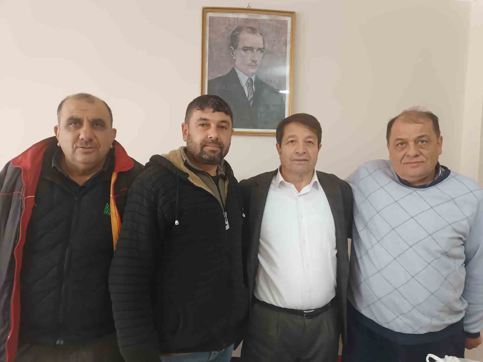 Şuhut Muhtarlar Derneği&rsquo;nde se&ccedil;im heyecanı
