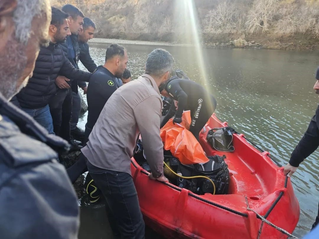Dicle Nehri&rsquo;ne d&uuml;şen &ccedil;oban &ouml;l&uuml; bulundu
