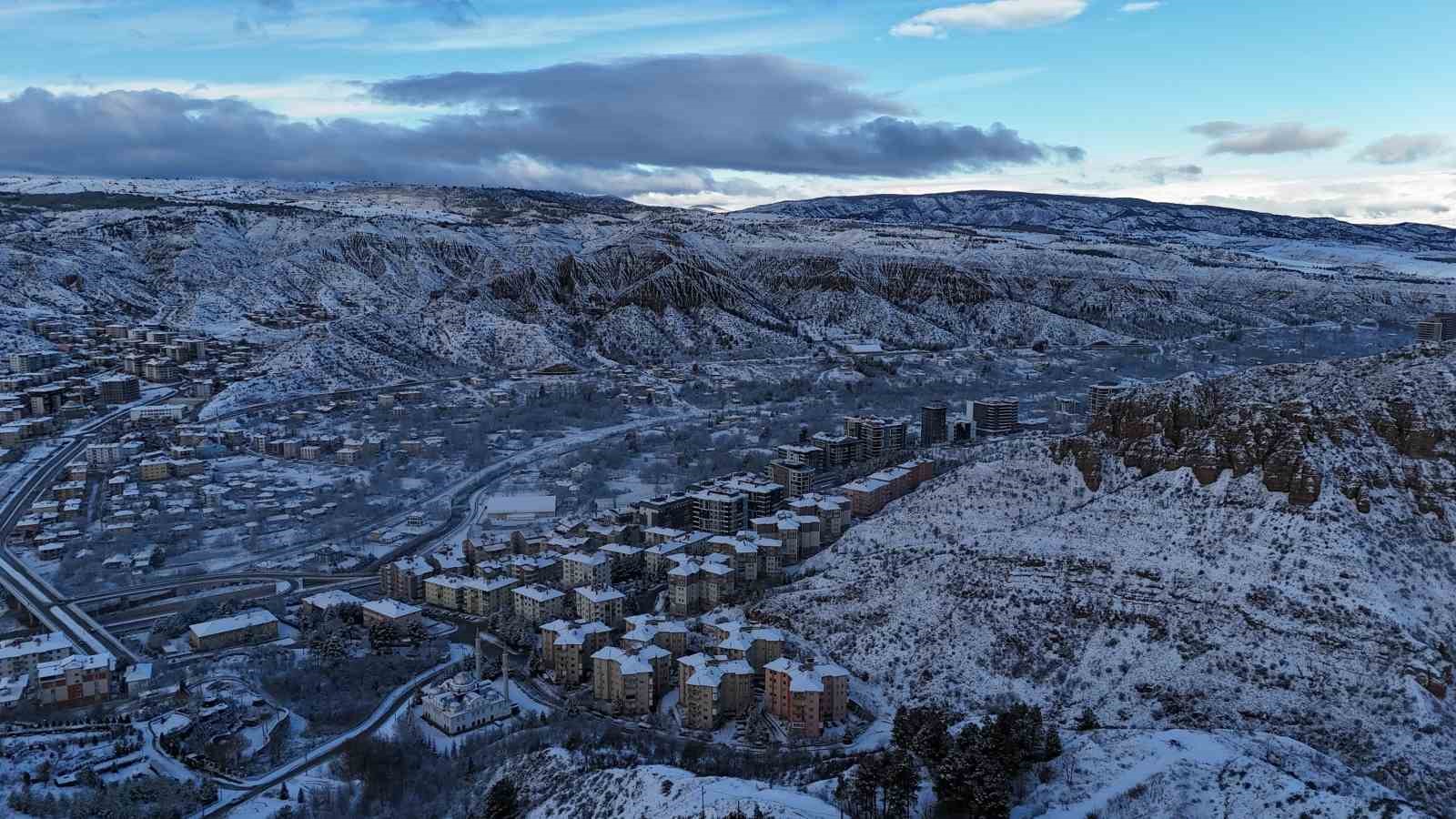 Çankırı’da seyri doyumsuz kar manzaraları