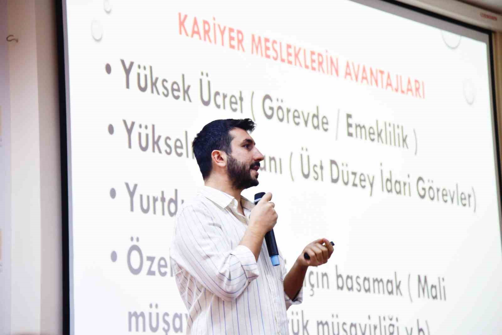 BŞEÜ’e ‘KPSS Başarısı için Altın Kurallar’ semineri
