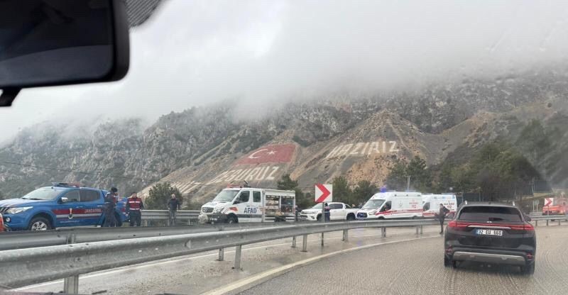 Isparta’da yolcu otobüsü devrildi: 1 ölü, çok sayıda yaralı
