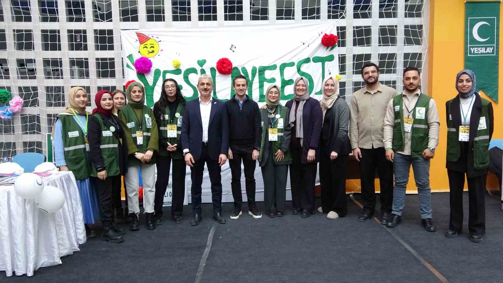 Van&rsquo;da &rsquo;Yeşilay Festivali&rsquo; başladı

