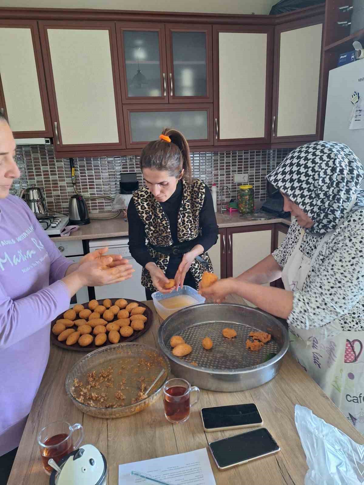 Yatağan&rsquo;da a&ccedil;ılan kurslar, istihdam imkanları oluşturmaya devam ediyor
