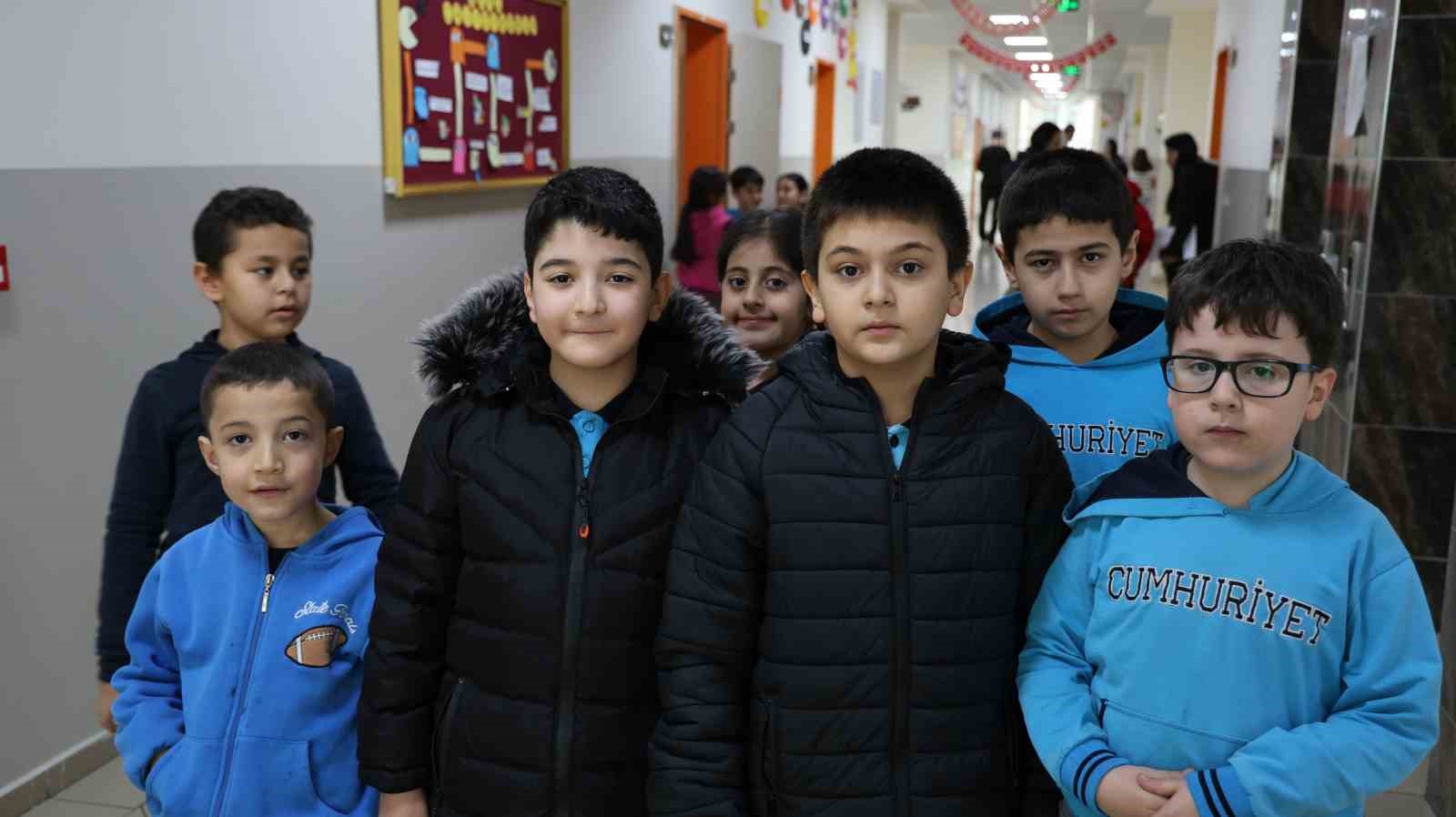 Bu okulda &ouml;ğrenciler teneff&uuml;se &ccedil;ıkmak i&ccedil;in can atıyor
