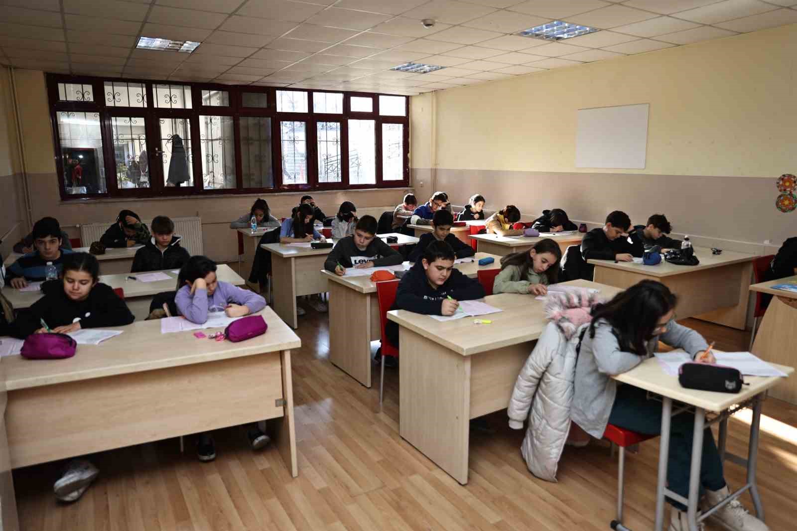 Denizli B&uuml;y&uuml;kşehirden her ay deneme sınavı
