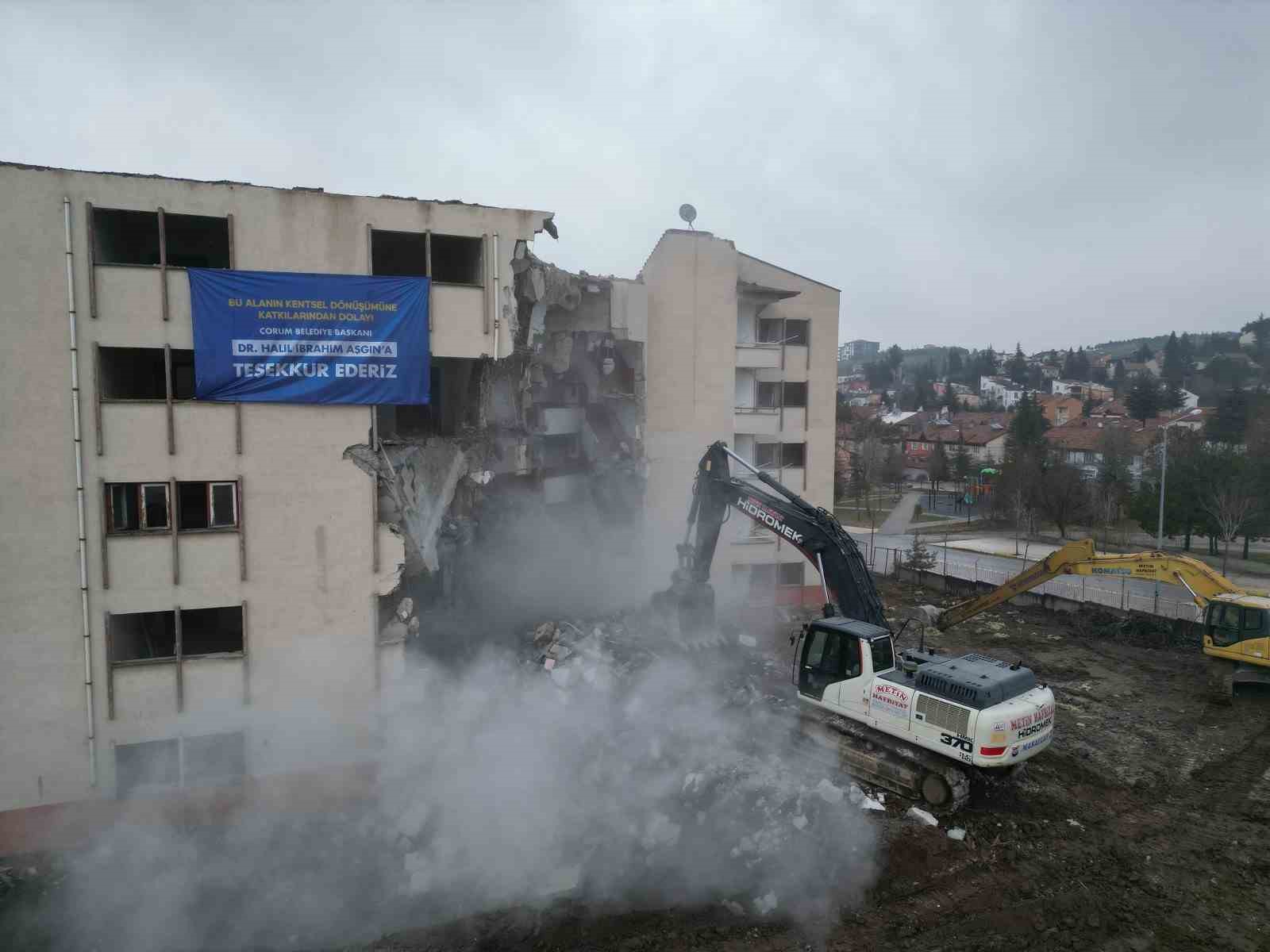 Başkan Aşgın’a vatandaşlardan ‘kentsel dönüşüm’ teşekkürü