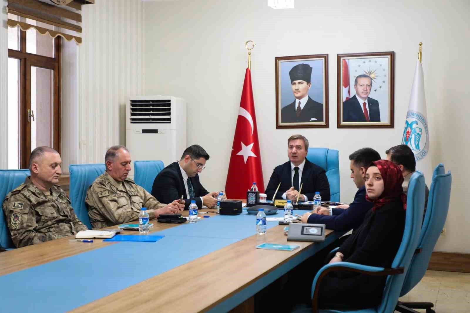 VKS &uuml;zerinden toplantı d&uuml;zenlendi
