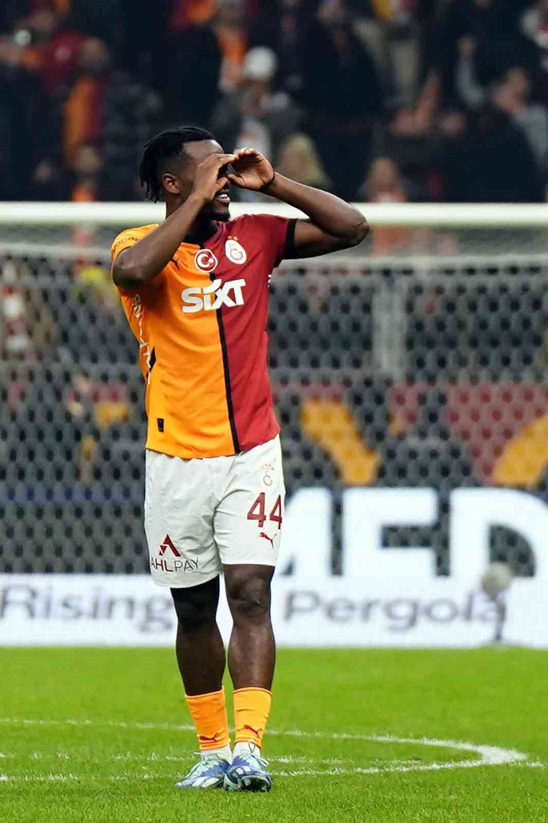 Trendyol Süper Lig: Galatasaray: 4 - Trabzonspor: 3 (Maç sonucu)
