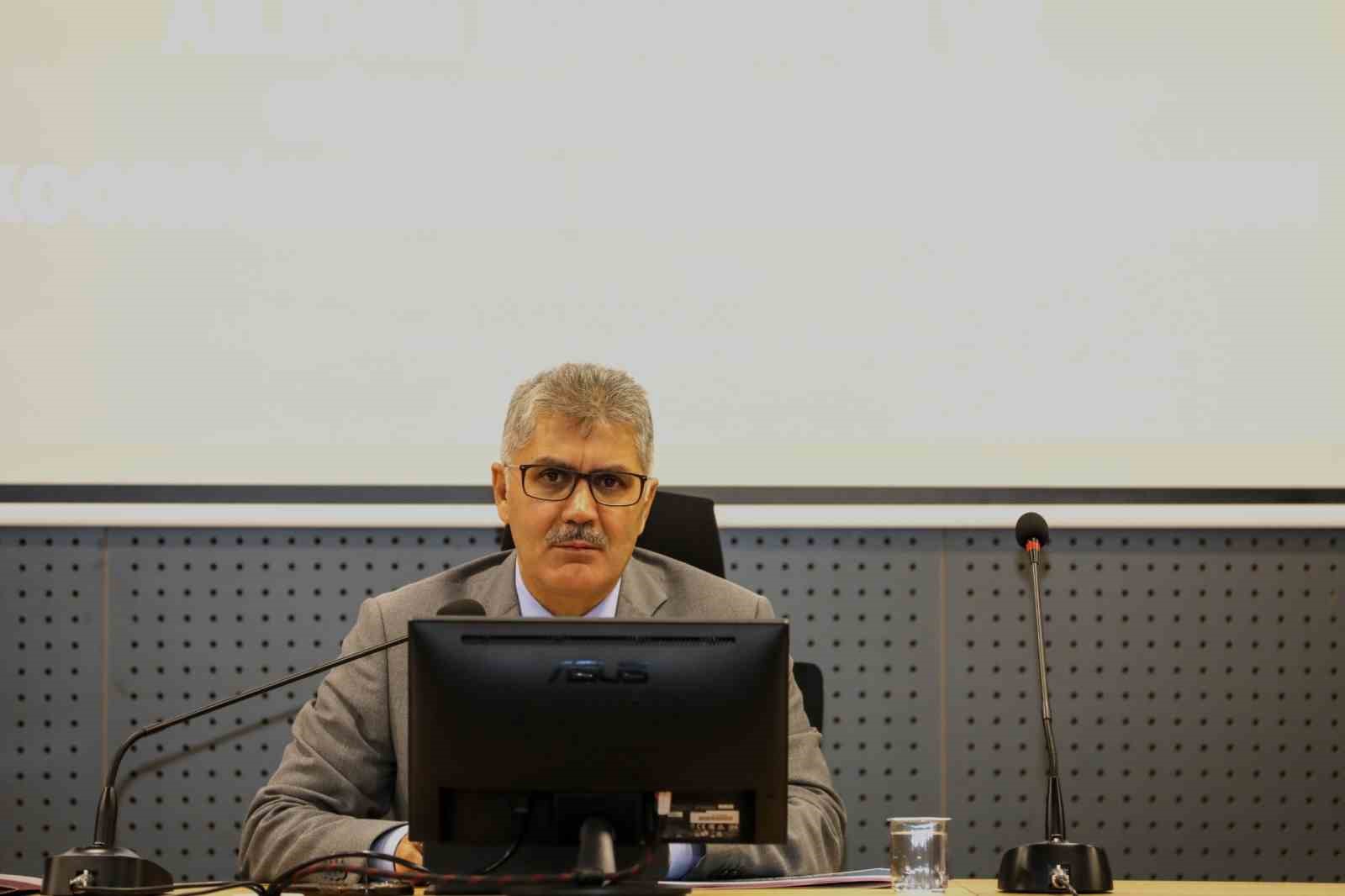 Vali Çelik: "Aile, Türk toplumunun temelidir"