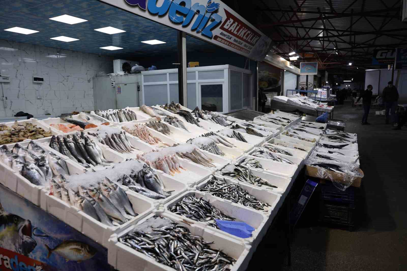 Kahramanmaraş&rsquo;ta g&uuml;nl&uuml;k 4 ton balık t&uuml;ketiliyor
