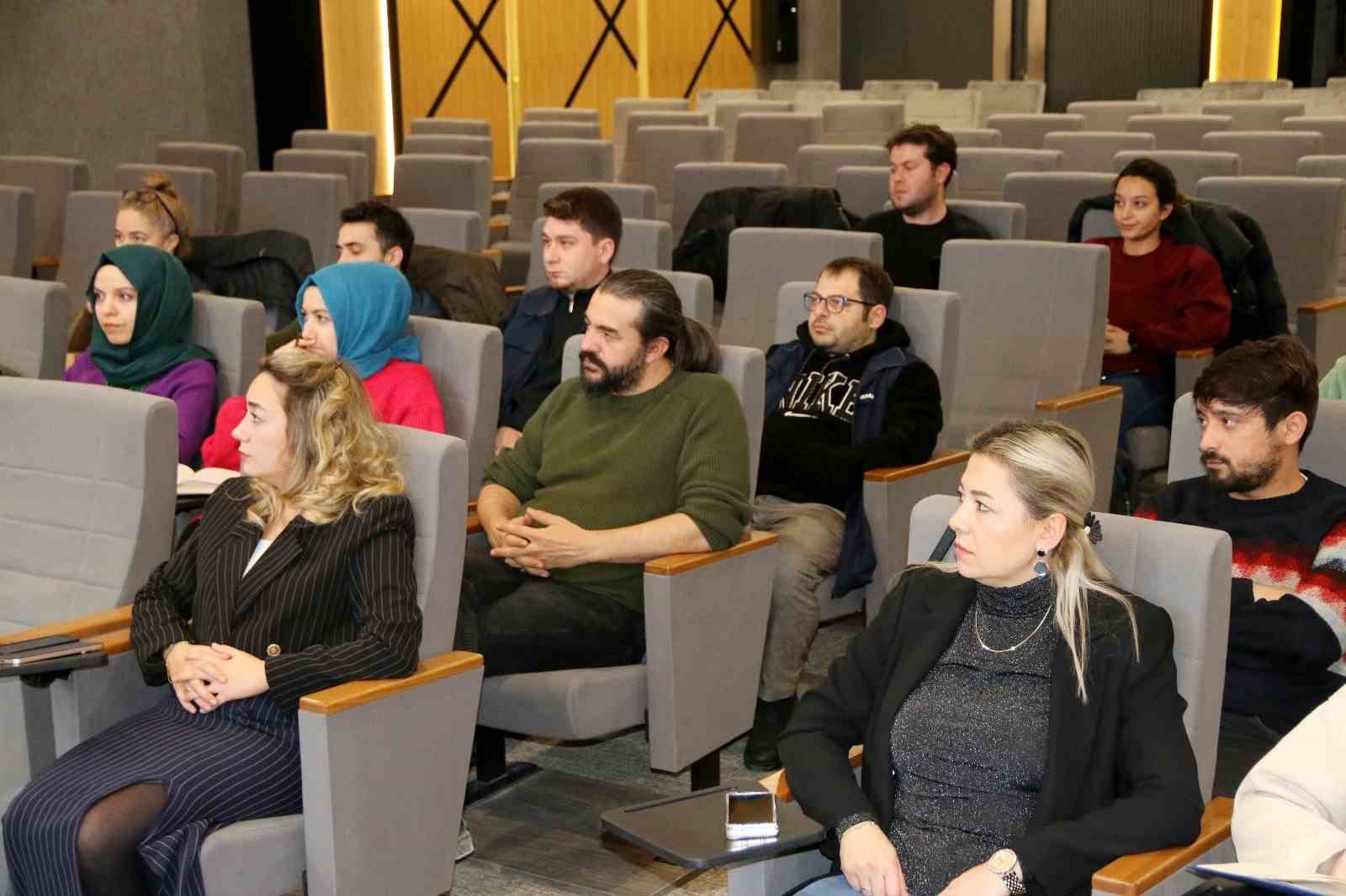 OSB Akademi’de ’Şirketlerde dijital dönüşüm süreci’ semineri düzenlendi
