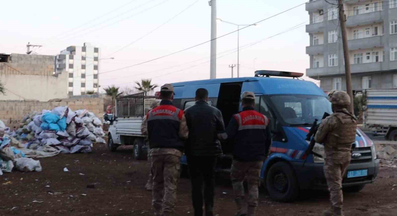 Şanlıurfa merkezli 4 ilde terör operasyonu: 12 gözaltı