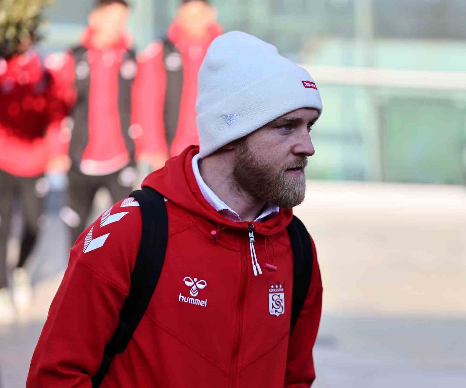 Sivasspor, hızlı trenle Ankara’ya ulaştı