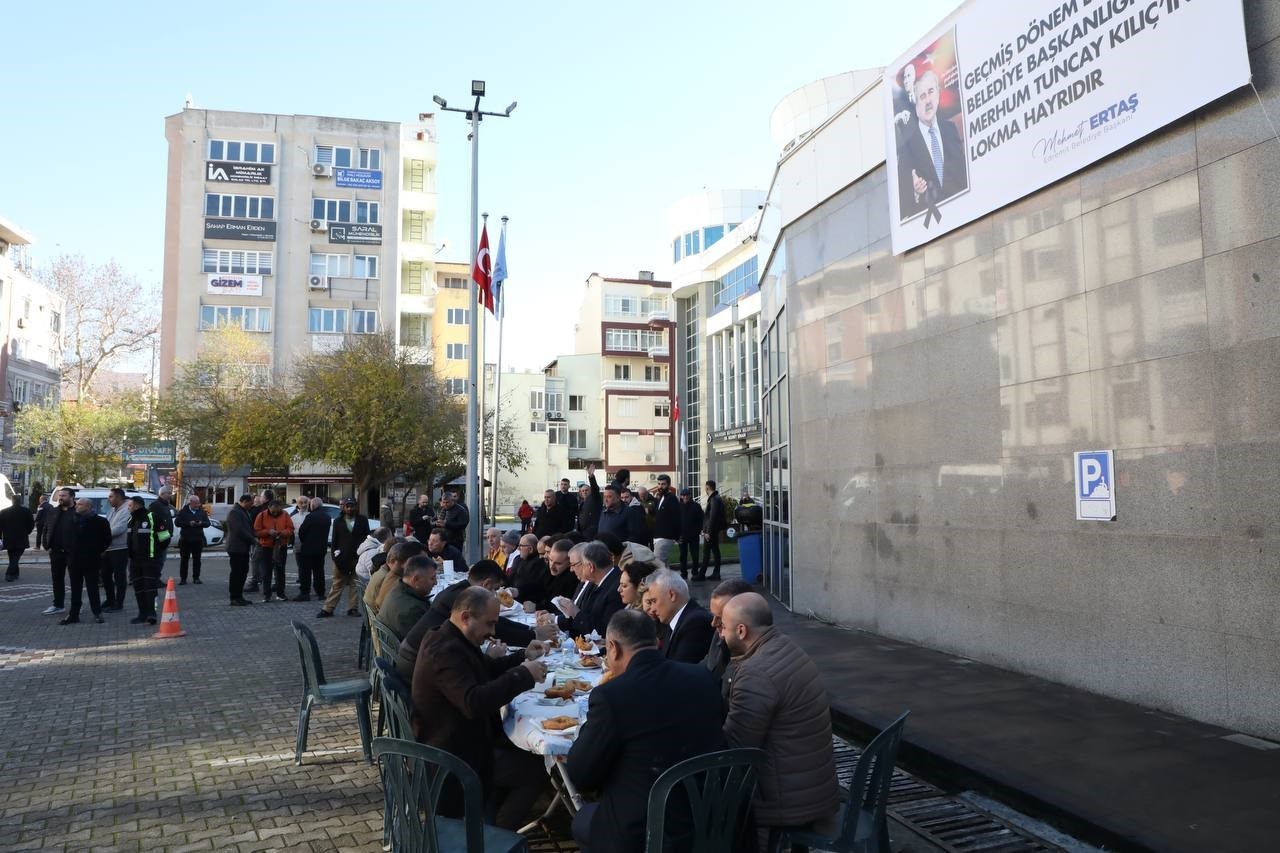 Başkan Mehmet Ertaş, Tuncay Kılı&ccedil; anısına lokma hayrı d&uuml;zenledi
