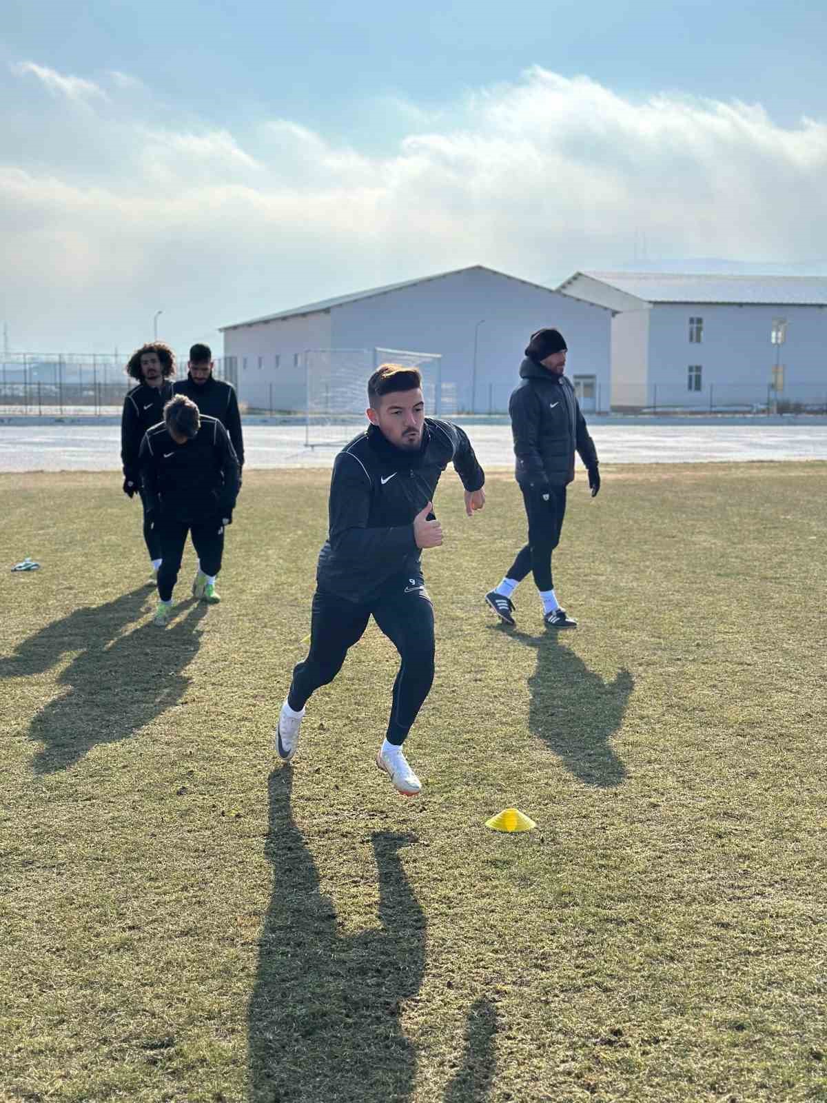 Muş Spor Kul&uuml;b&uuml;&rsquo;n&uuml;n hedefi T&uuml;rkiye Kupası&rsquo;nda gruplara kalmak
