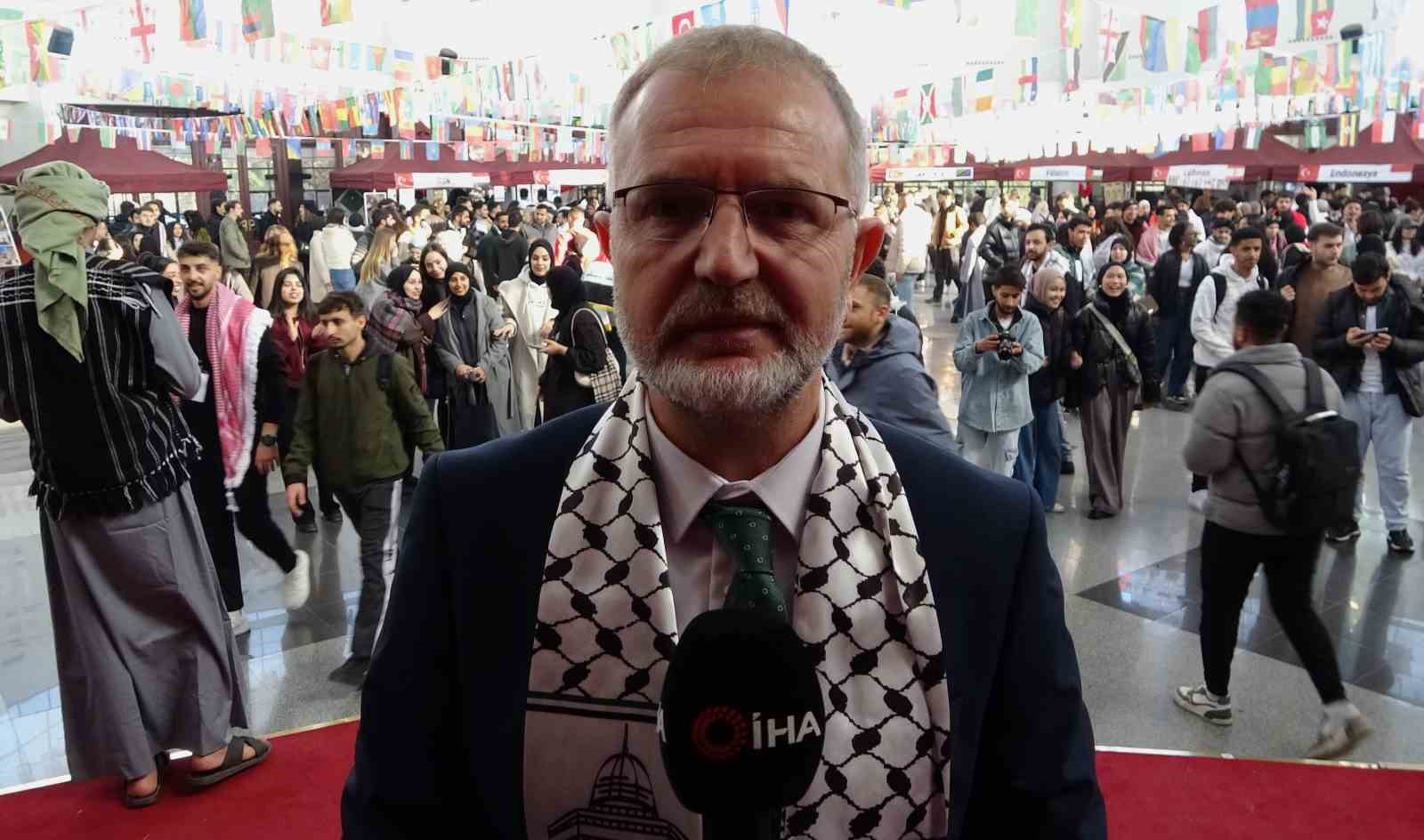 K&uuml;tahya&rsquo;da Uluslararası &Ouml;ğrenci Şenliği
