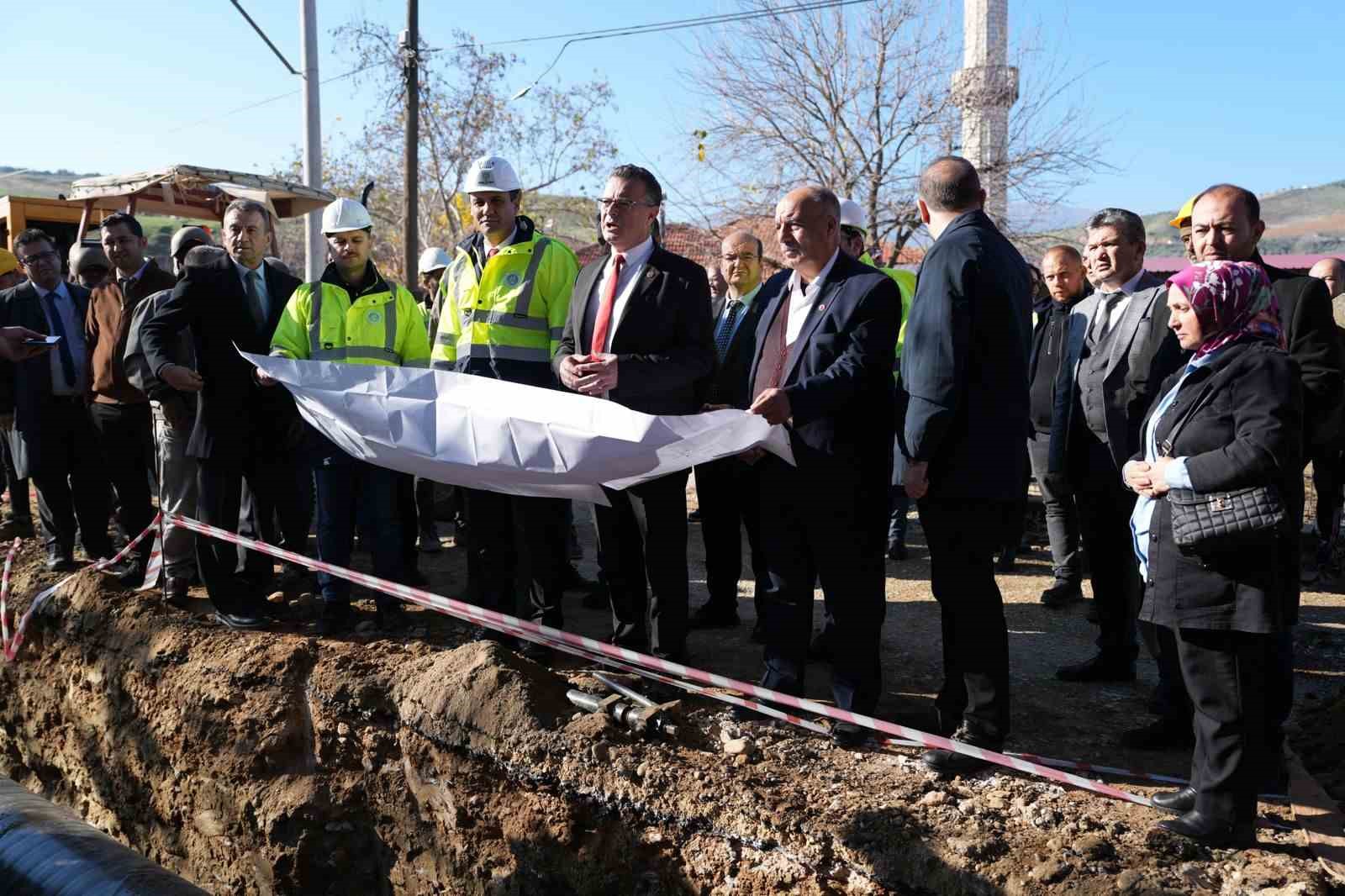 Alaşehir&rsquo;in su sorununu &ccedil;&ouml;zecek 200 milyon TL&rsquo;lik proje
