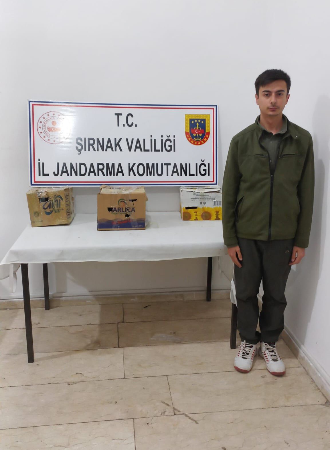 Habur Sınır Kapısı&rsquo;nda 11 kınalı keklik ele ge&ccedil;irildi: 4 ş&uuml;pheliye 89 bin 261 TL ceza kesildi
