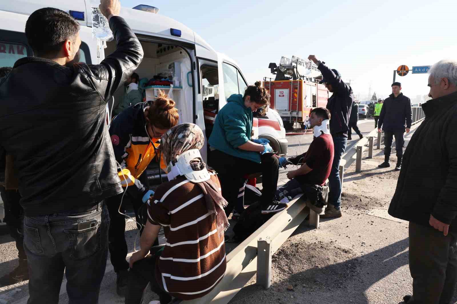 Muğla’da zincirleme kaza: 1’i ağır 7 yaralı
