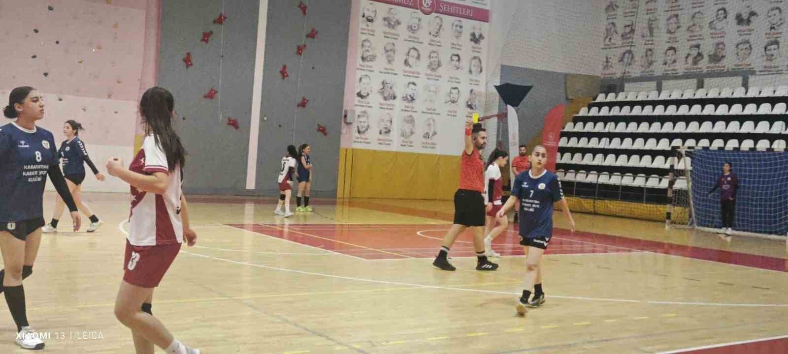 Elazığ’da şampiyon Bingöl Spor Lisesi