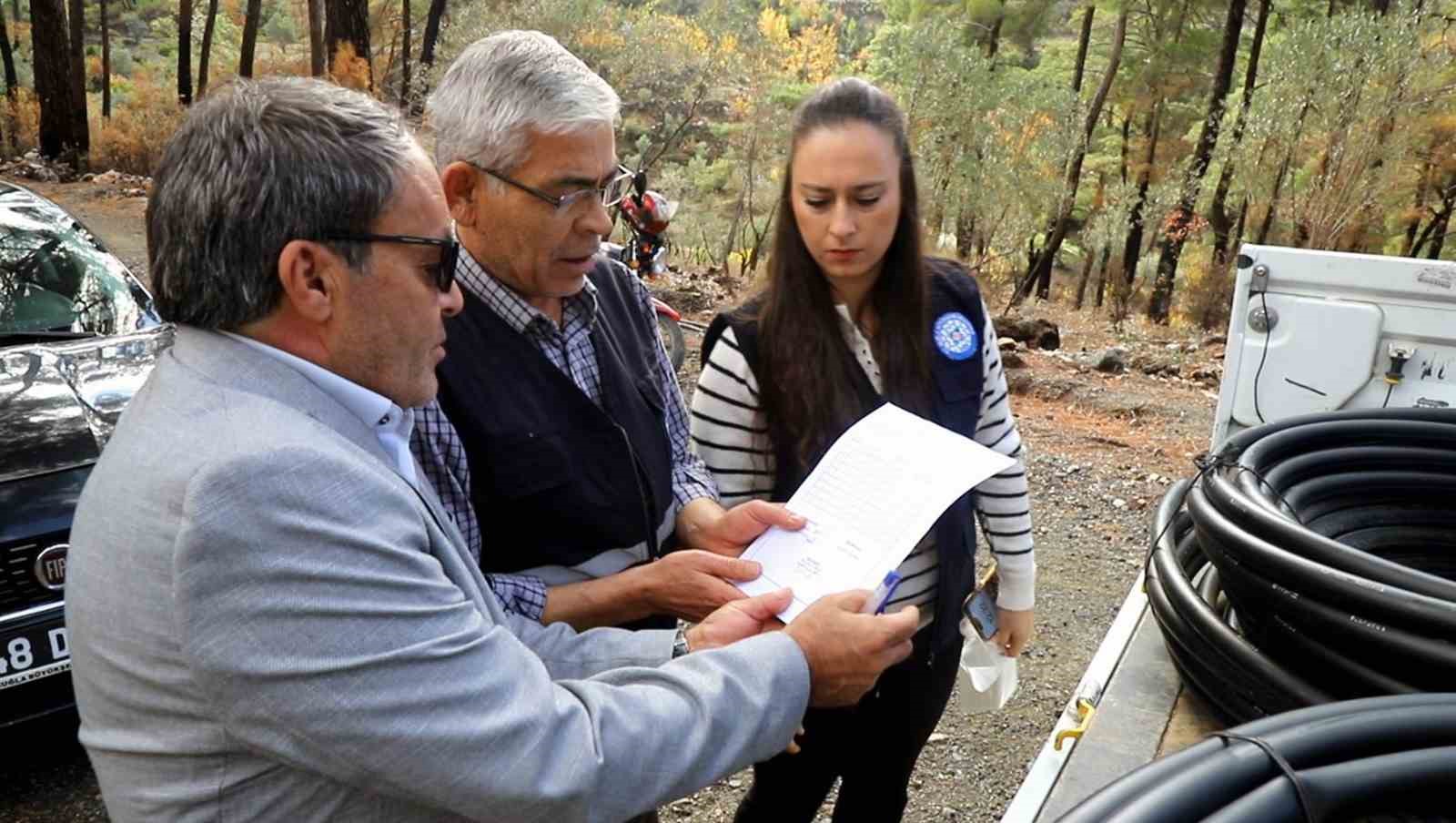 Muğla Büyükşehirden yangından etkilenen çiftçilere destek
